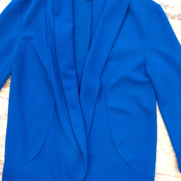 Blue Blazer - Picture 4 of 6